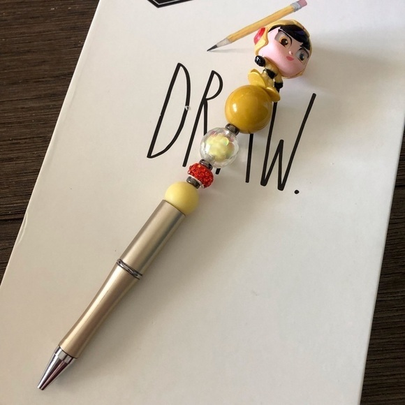 Disney Doorables: Big Hero 6: GoGo Tomago handmade beaded pen - Picture 2 of 3